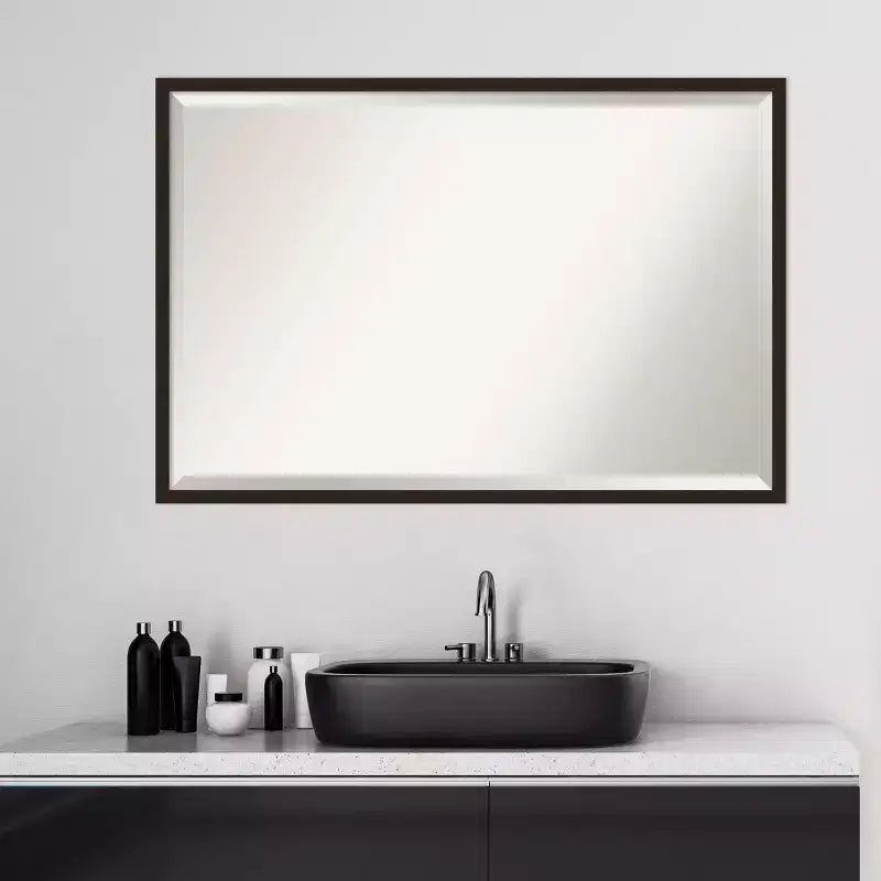 Miroir mural de salle de bain rectangulaire en bois 63,5 cm H x 94 cm L