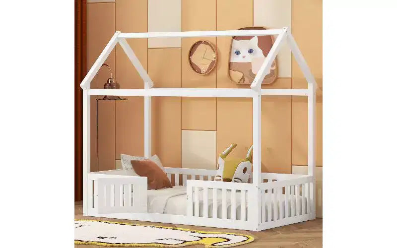Lit au sol en forme de maison pour enfant Pine Kids, jumeau 183,9 cm H x 102,1 cm l x 198,4 cm P