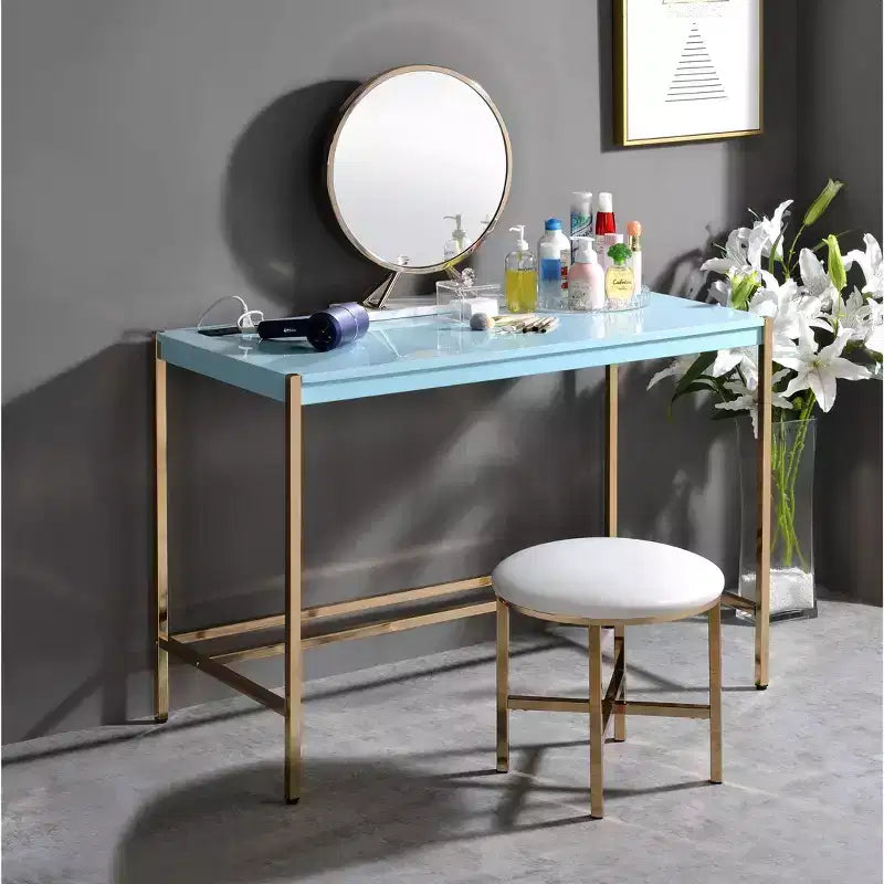 Bureau en MDF avec port USB et piètement en métal doré 40''L