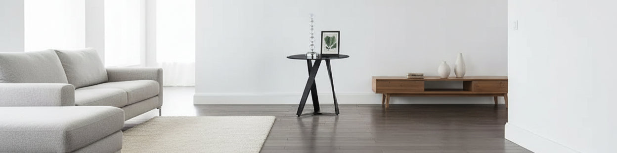 Table d'appoint ronde en acier et verre trempé H 57,7 cm x Ø 61 cm